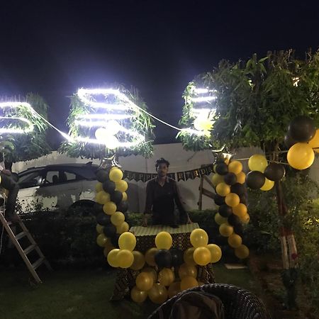 White House Villa Meerut Exterior foto